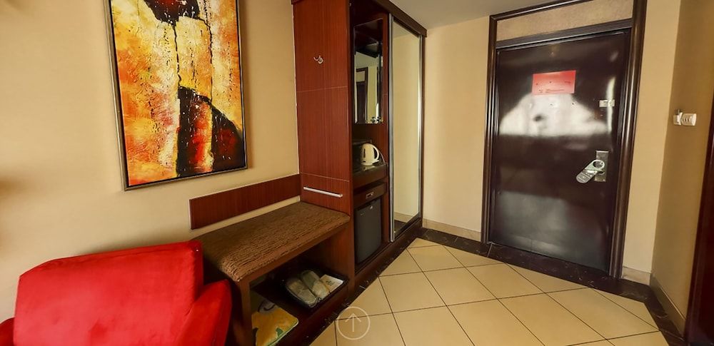 Luxury Single Room, 1 Queen Bed