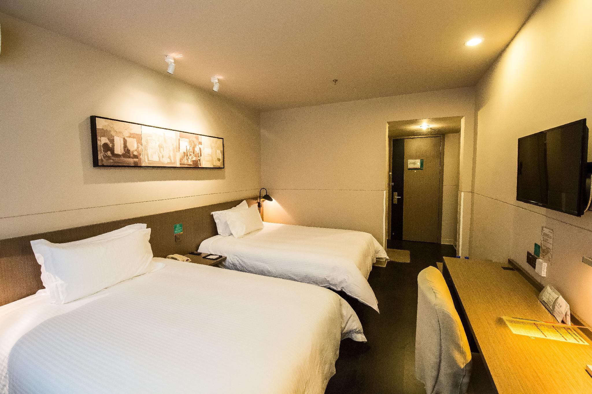 Business Standard Room A