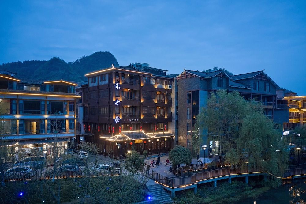 Front of property - evening/night