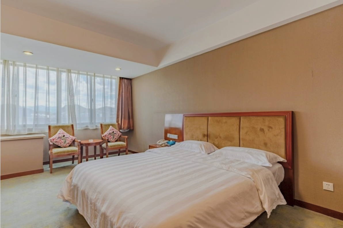 Comfort King Room