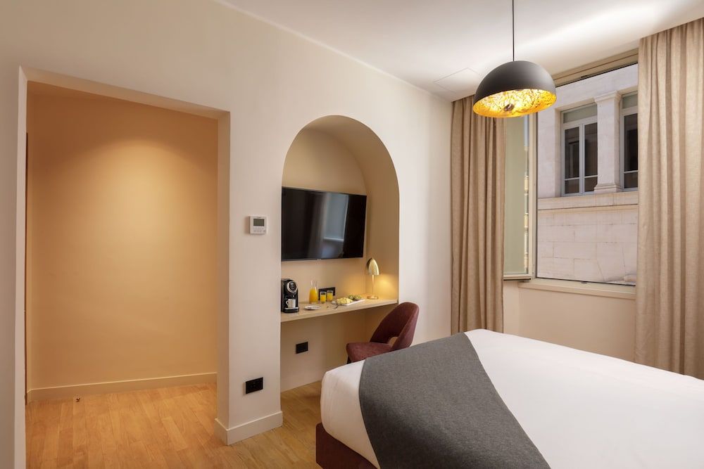 9Hotel Cesari Classic Room 8