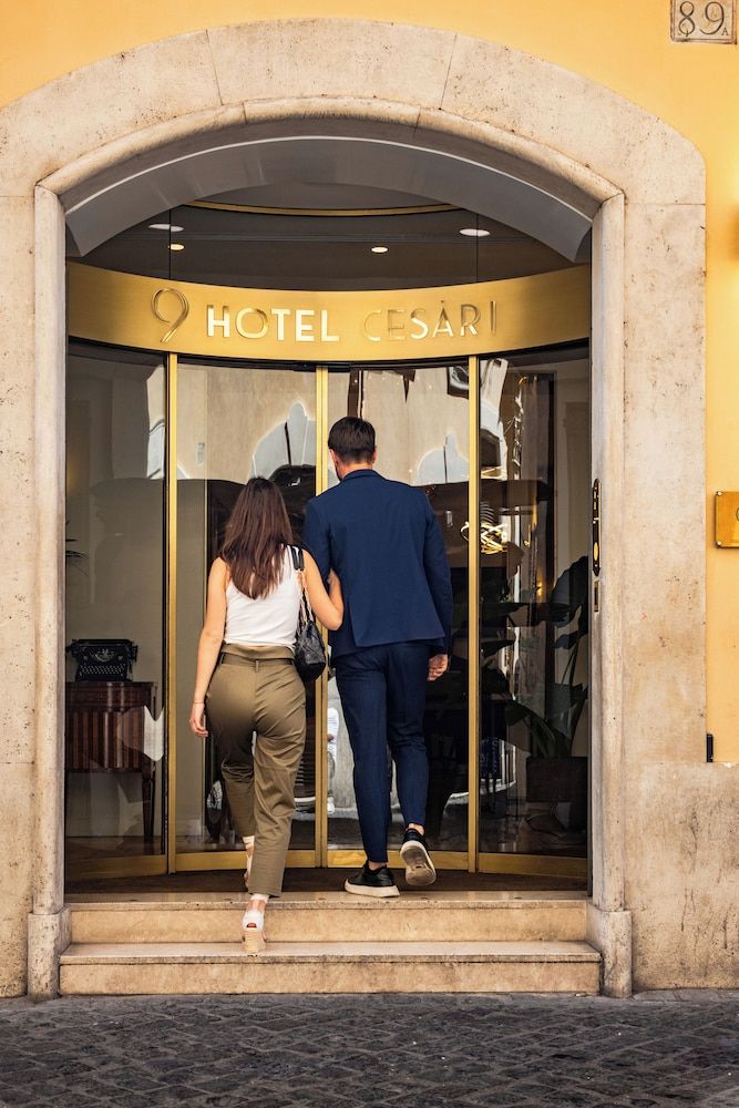 undefined 9Hotel Cesari 5