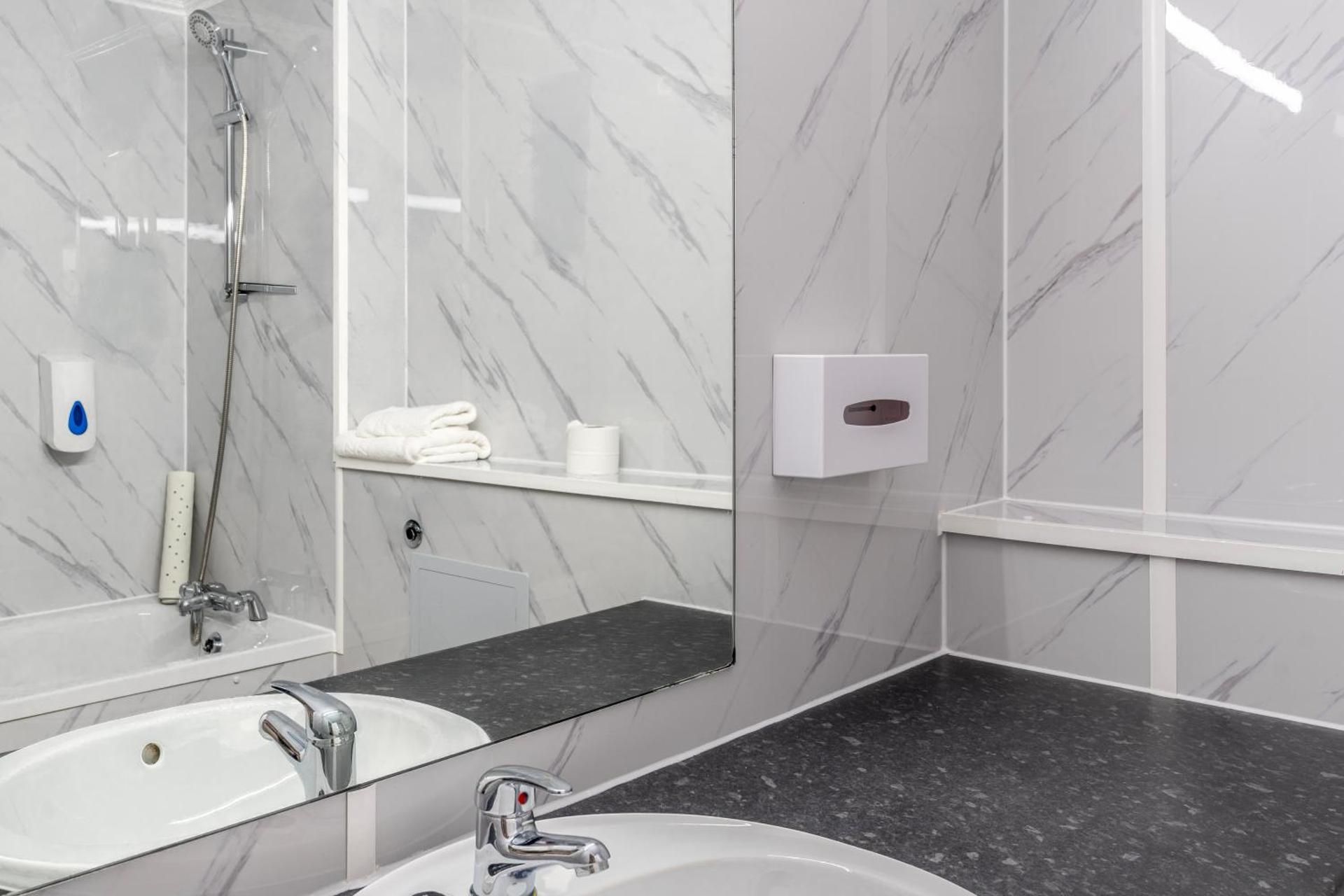 Single Room with Private Bathroom