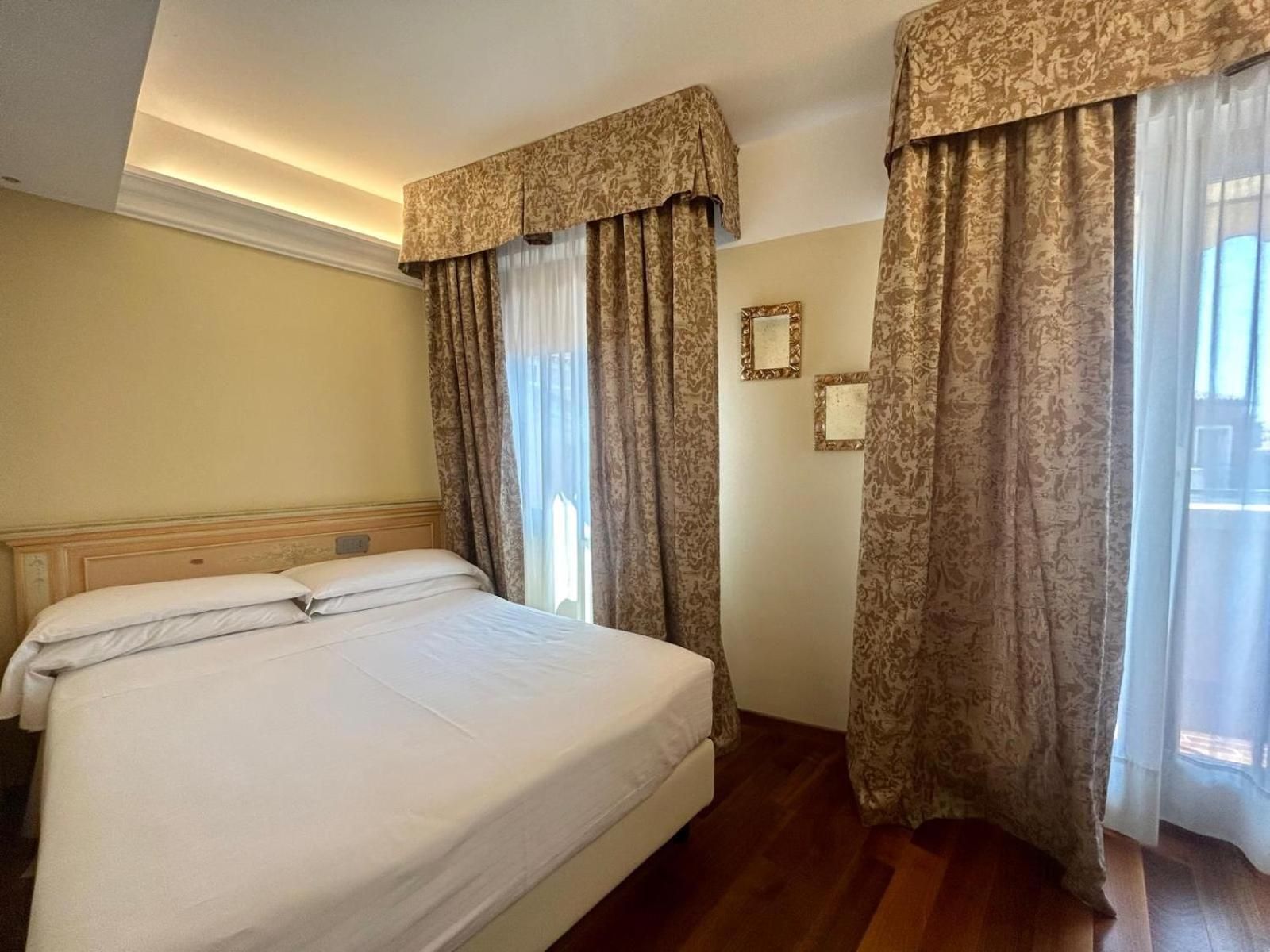 Small Room