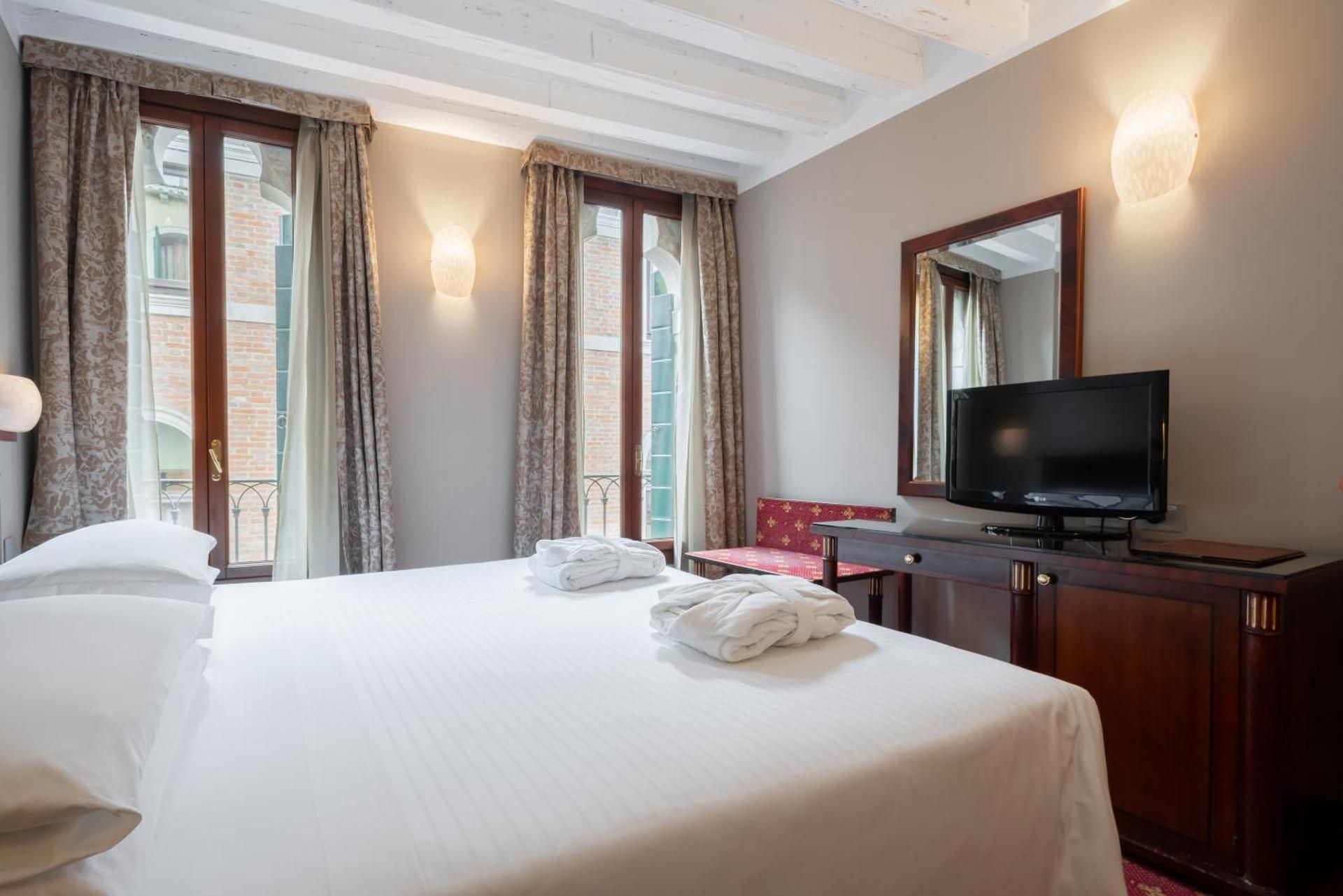 Double or Twin Room - Annex