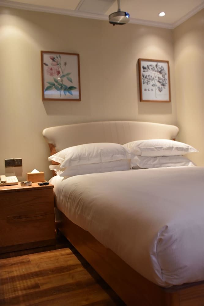 Manchen Hotel