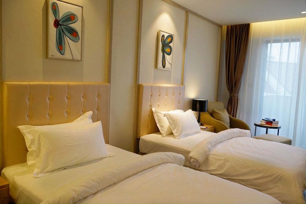 undefined Metropolo Jinshanzui Village Hotel 5