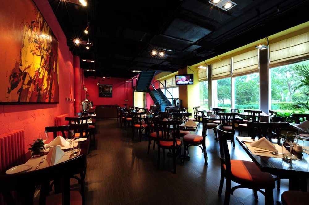 undefined Oak Chateau Beijing 8