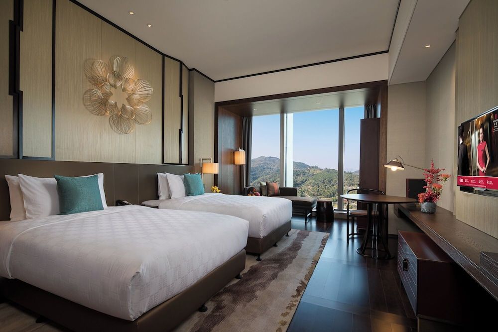 Standard Room, 2 Double Beds, Club Lounge Access, Mountain View