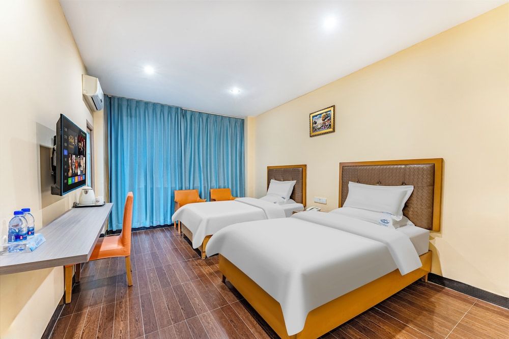 Kaixin Express Hotel Deluxe Twin Room 2
