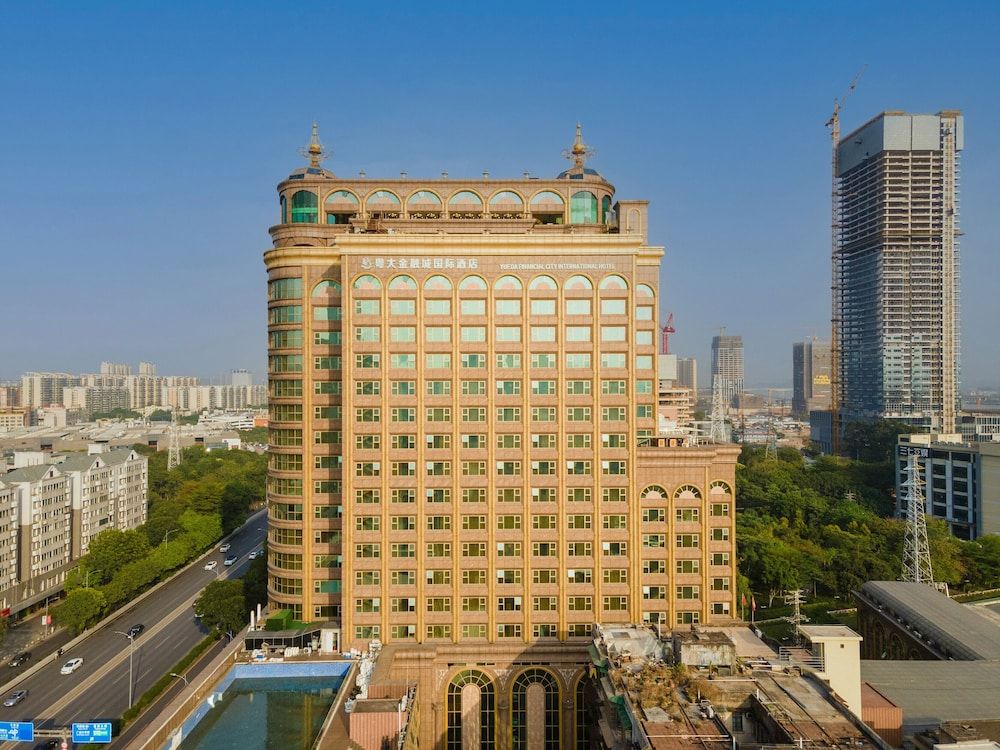 undefined Yueda Financial City International Hotel 4