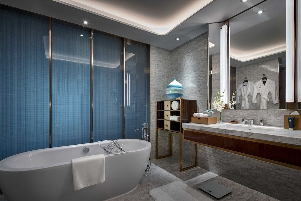 Club Deluxe Twin Room