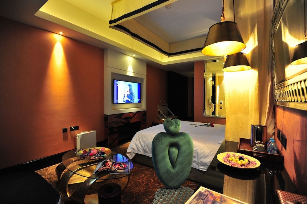 Boutique Hotel Premier Queen Room 6