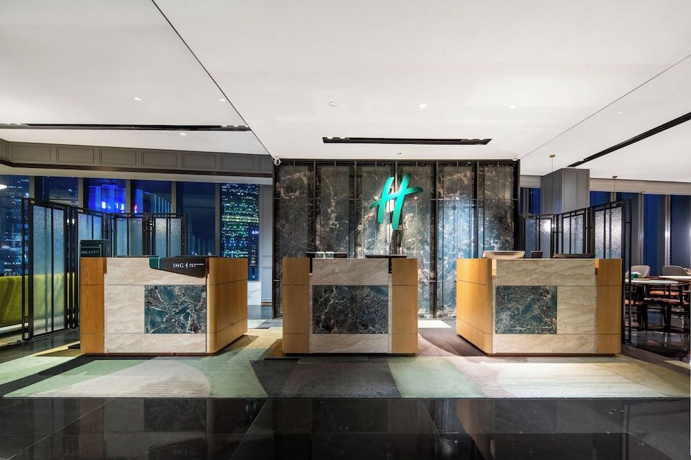 undefined Holiday Inn Guangzhou Zhujiang New Town by IHG