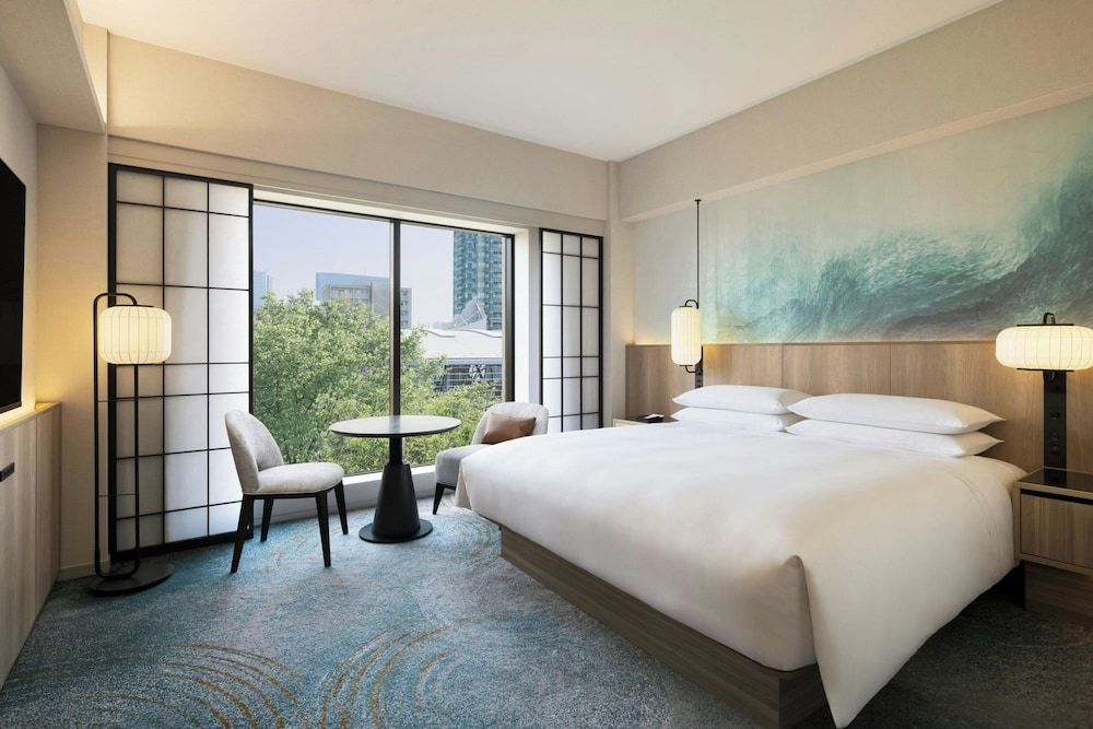 Premium Superior Suite with 1 King Bed