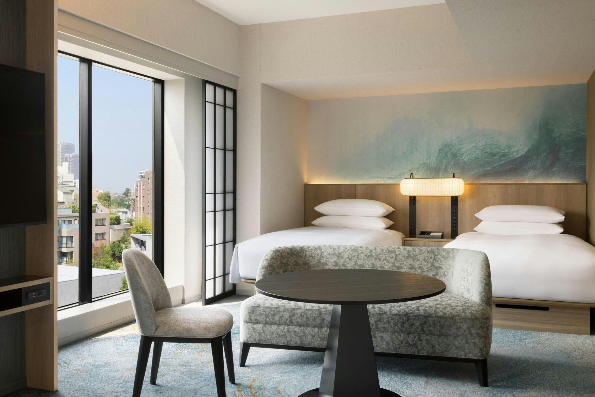 SUI JUNIOR SUITE TWIN, Club lounge access, Junior Suite, 2 Twin, Corner room