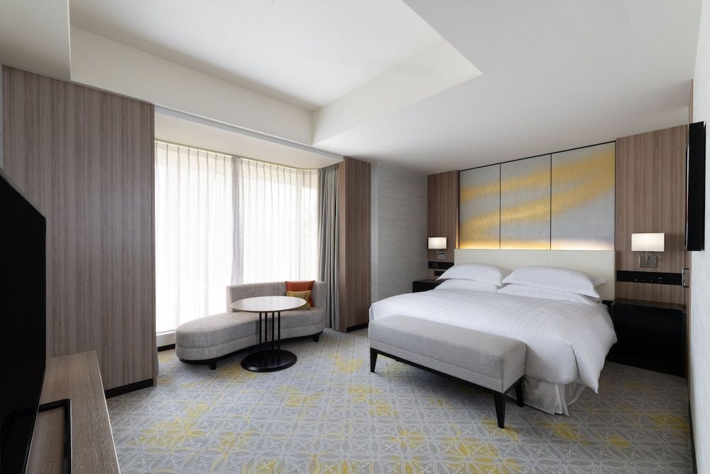 JUNIOR SUITE, Club lounge access, 1 King