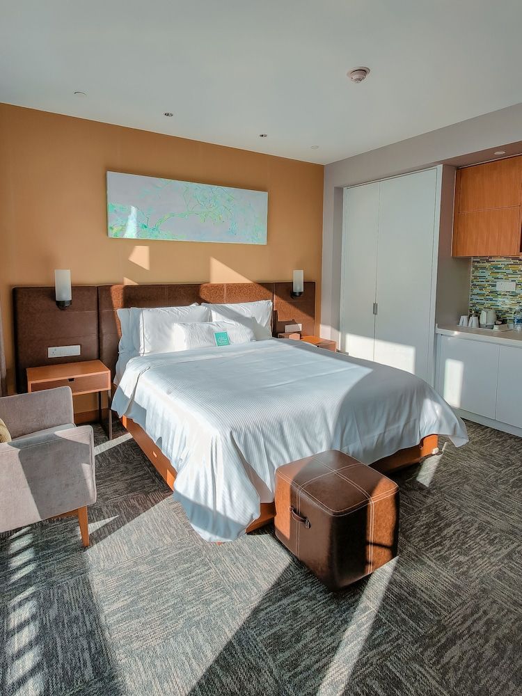 Element Chongli Standard Room, 1 King Bed 3