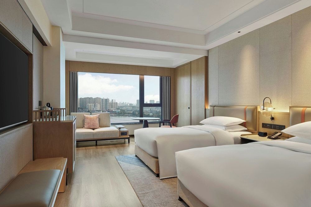 Deluxe Room, 2 Double Beds, Lake View