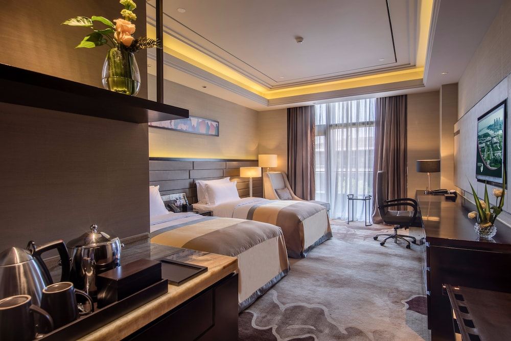 Grand Deluxe Room