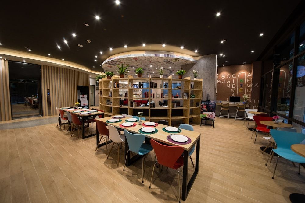 undefined Ibis Guangzhou Yuexiu Park 3