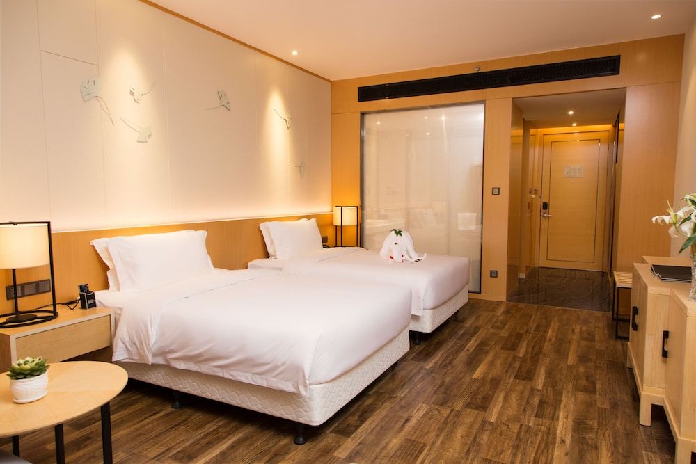 Deluxe Room with King Bed