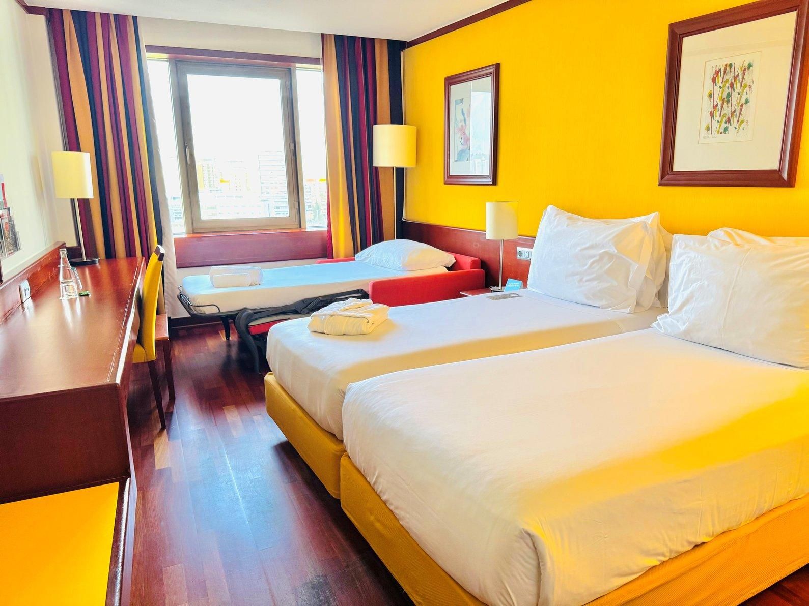 2 Twin Beds Standard Single Sofa Bed