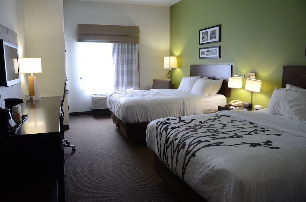 Room, 2 Queen Beds, Accessible, Non Smoking