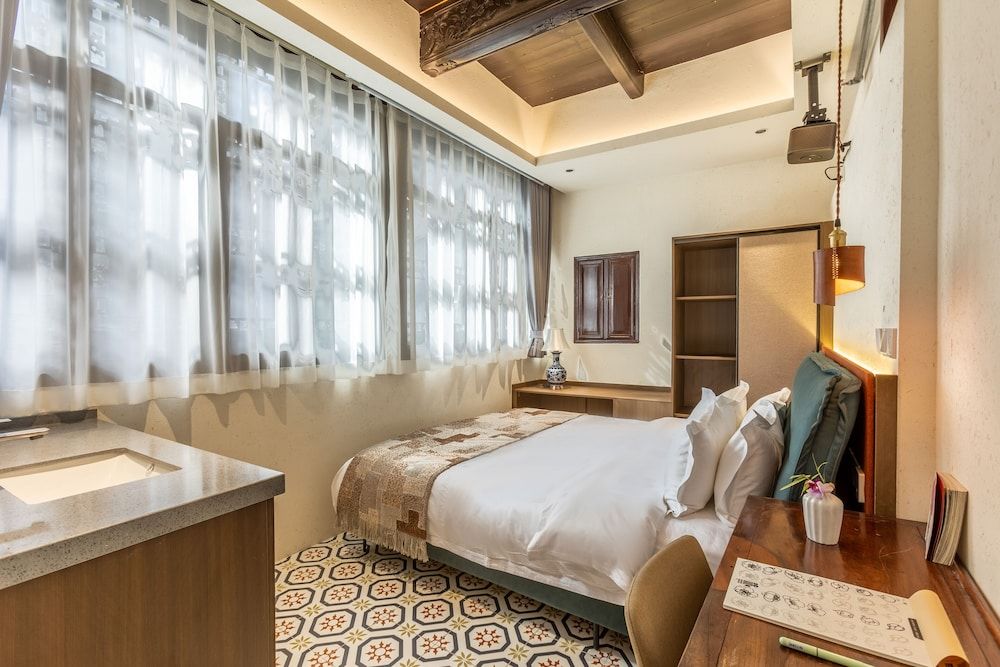 Standard Double Room (East)