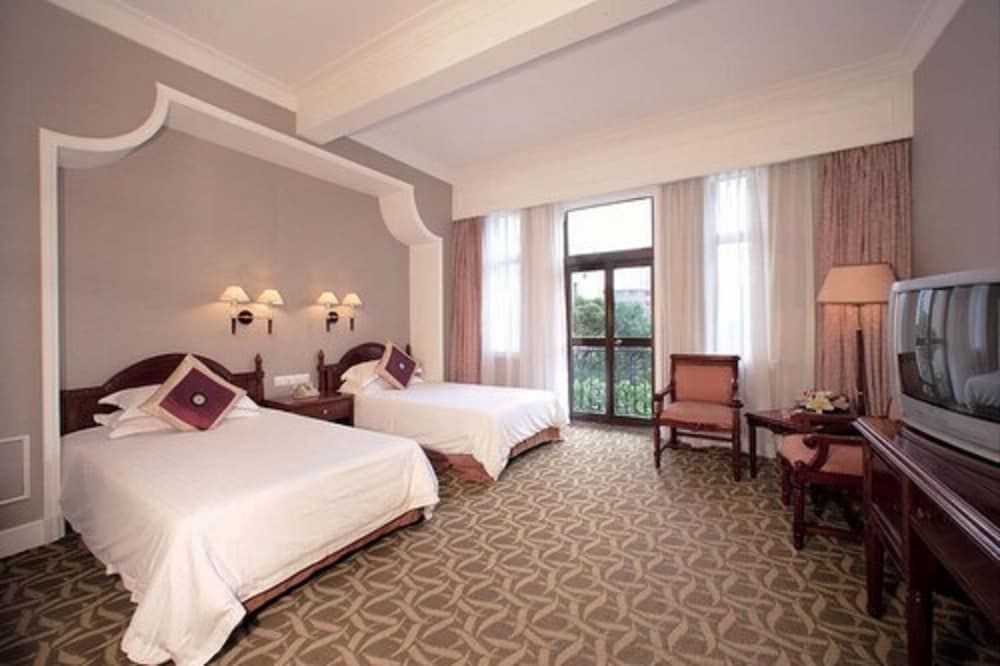 undefined Jin Jiang Jing An Hotel 5