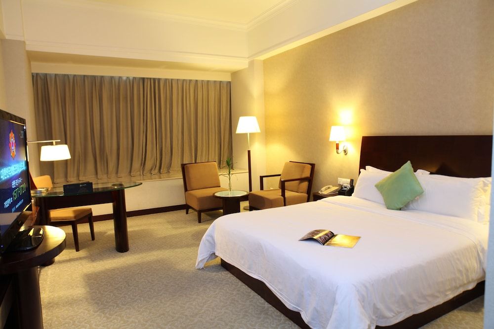 Deluxe King Room