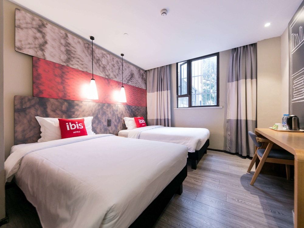 ibis Shanghai Gubei Twin Room 3