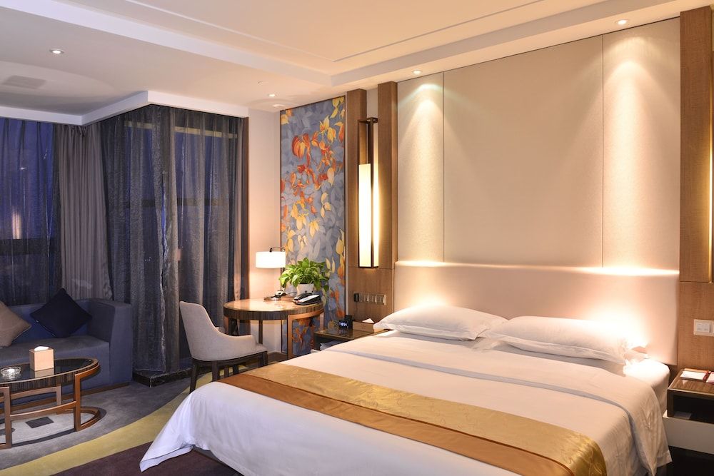 Ramada Heze Room, 1 King Bed, Non Smoking