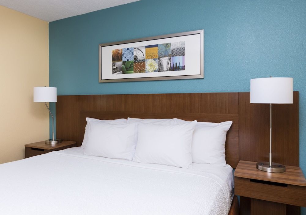 Room, 1 King Bed (Hearing Accessible)