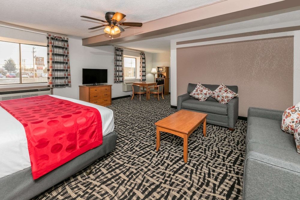 Studio Suite, 1 King Bed, Non Smoking