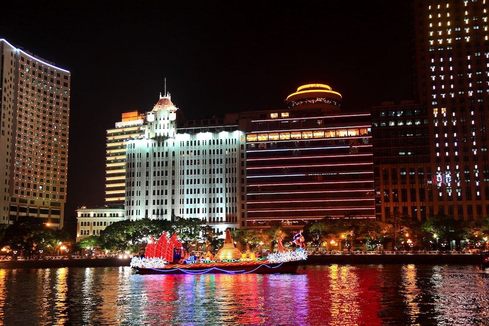 undefined Aiqun Hotel Guangzhou - Free shuttle between hotel and Exhibition Center during Canton Fair