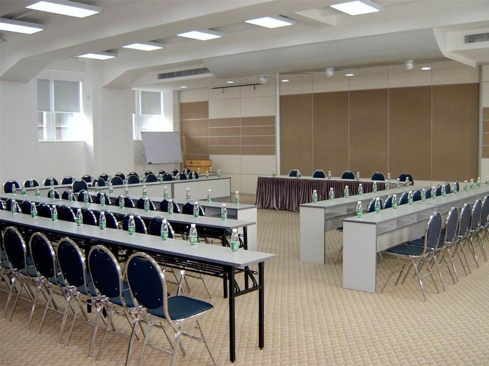 undefined Aiqun Hotel Guangzhou - Free shuttle between hotel and Exhibition Center during Canton Fair 8