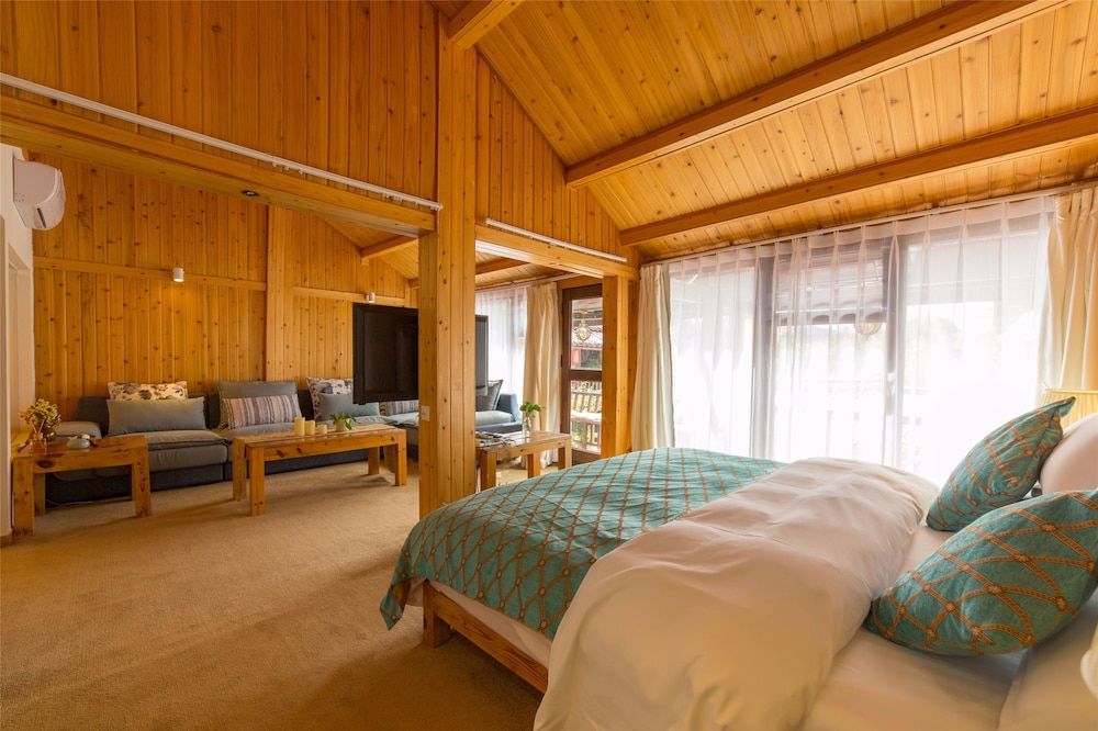 Boutique Suite With King Bed