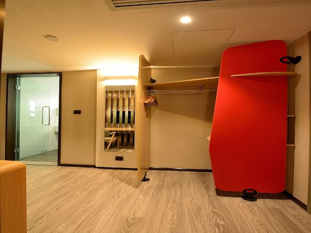 ibis Shanghai New Hongqiao Superior Double Room 3