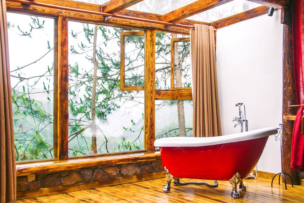 No.5 Valley Lodge Deluxe House, 1 King Bed 3