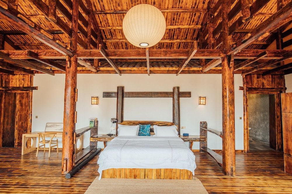 No.5 Valley Lodge Theme Room 2