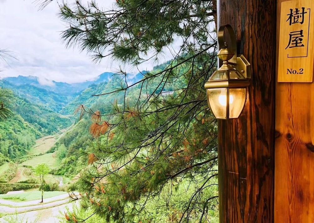 No.5 Valley Lodge Deluxe House, 1 King Bed 2