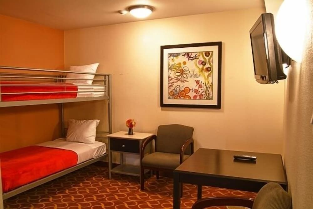 Family Suite, Multiple Beds, Non Smoking