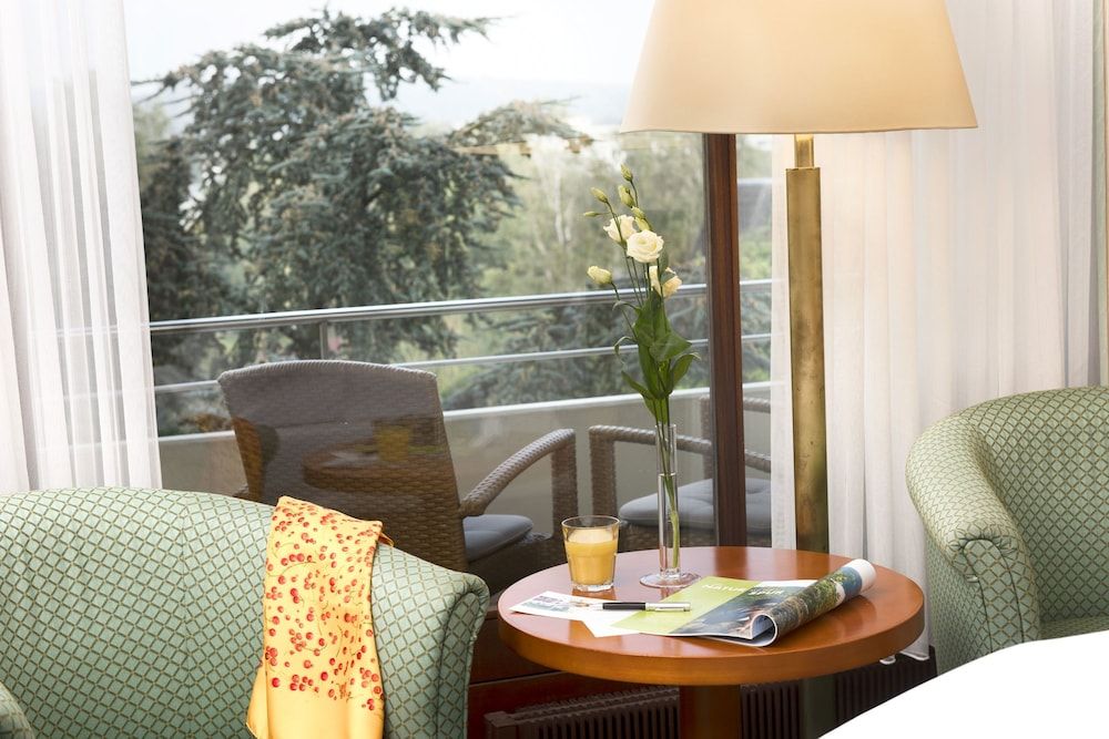 Maritim Hotel Bad Salzuflen Superior Double Room 2