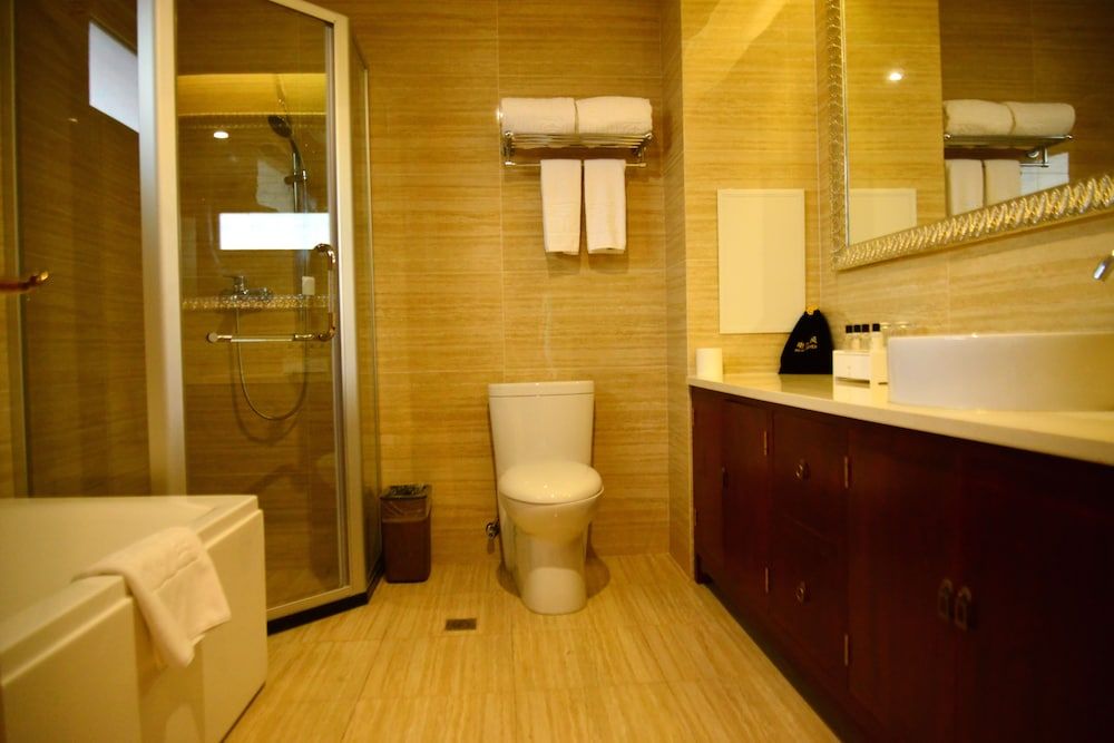 Beijing Palace Hotel Deluxe Signature Double Room 7