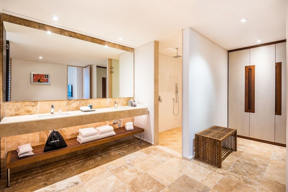 Preferred Club Presidential Suite Swim-Out
