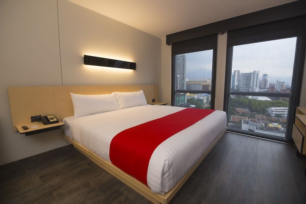 City Express Plus by Marriott Medellin Colombia Room, 1 Queen Bed 2