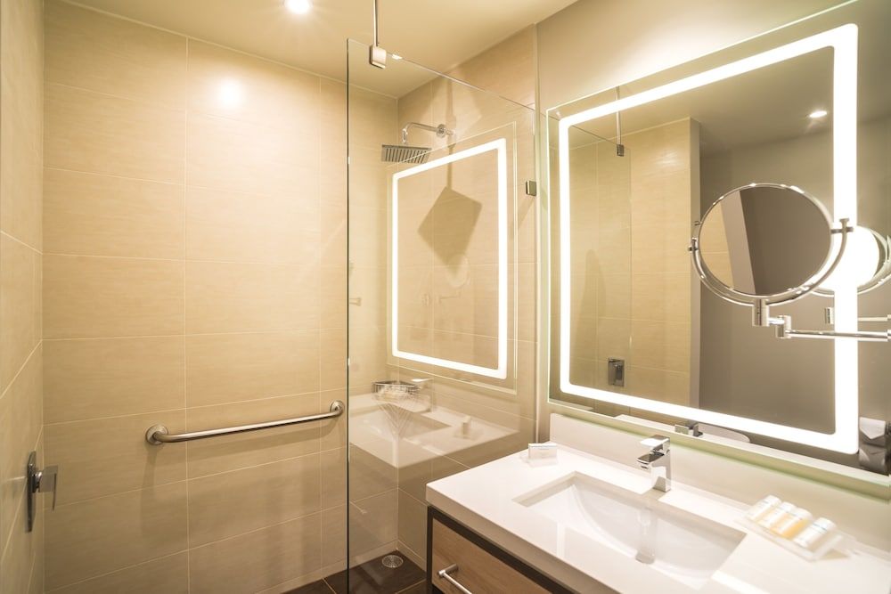 undefined Hilton Garden Inn Bogota Airport 9