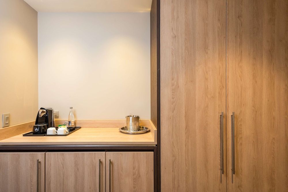 undefined Hilton Garden Inn Bogota Airport 10