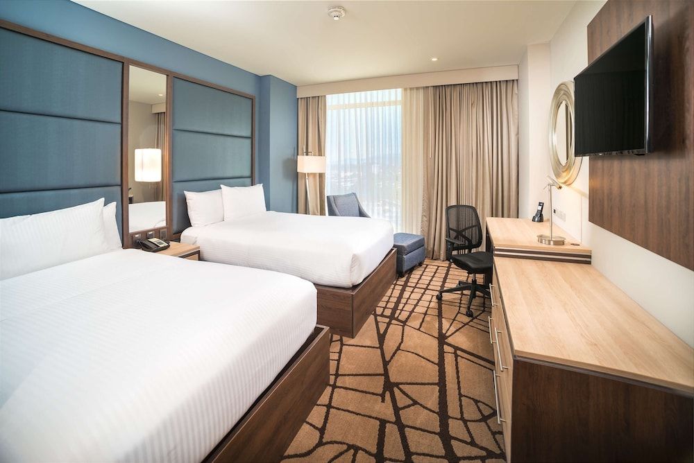 undefined Hilton Garden Inn Bogota Airport 8